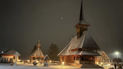 Credincioșii sunt așteptați la Mănăstirea Pietroasa-Borșa în noaptea dintre ani