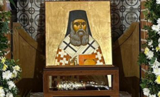 Icoana și racla cu o părticică din moaștele Sfântului Nectarie ajung la Catedrala „Sfântului Iosif Mărturisitorul” din Sighetu Marmației