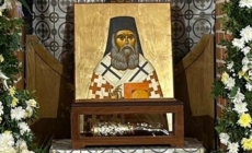 Icoana și racla cu o părticică din moaștele Sfântului Nectarie ajung la Catedrala „Sfântului Iosif Mărturisitorul” din Sighetu Marmației