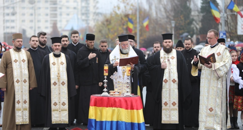 PS Părinte Iustin a oficiat Slujba Tedeumului și un Polihroniu cu prilejul zilei de 1 Decembrie