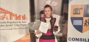 Succes remarcabil pentru Izabela Chiș, elevă a Școlii de Artă Sighetu Marmației, la Concursul Național de Interpretare Muzicală „Pe Aripile Sunetului”