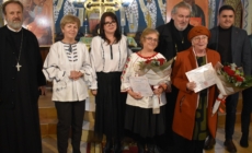 Profesoarele Mariana Pop și Natalia Pop din Târgu Lăpuș și-au încheiat activitatea la catedră, primind diplome de apreciere și recunoștință