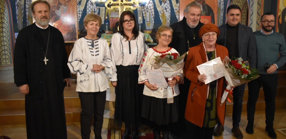 Profesoarele Mariana Pop și Natalia Pop din Târgu Lăpuș și-au încheiat activitatea la catedră, primind diplome de apreciere și recunoștință