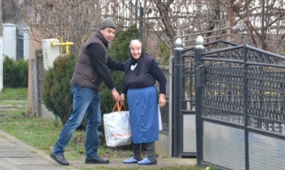 Solidaritate în prag de sărbători: 800 de pachete cu alimente au ajuns la persoanele vulnerabile din comuna Fărcașa