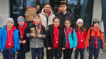 Înotătorii de la CS Seini au cucerit numeroase medalii la Cupa Moș Nicolae 2025 de la Pitești