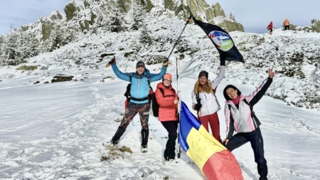 Drumeție de Anul Nou pe Creasta Cocoșului, organizată de Asociația Energia Mișcării