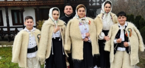 „Colindăm în Țara Codrului”: Spectacol de colinde la Asuaju de Sus