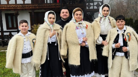 „Colindăm în Țara Codrului”: Spectacol de colinde la Asuaju de Sus
