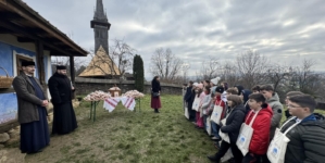 „Crăciun în Satu’ de pe Deal” – tradiție și colind la Muzeul Satului din Baia Mare