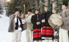 În Centrul Vechi din Baia Mare: O seară de colind autentic și tradiție, alături de Grupul Iza