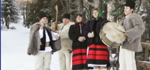 În Centrul Vechi din Baia Mare: O seară de colind autentic și tradiție, alături de Grupul Iza