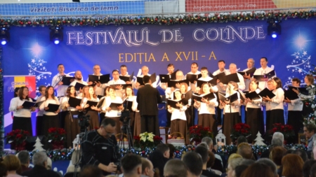 Peste 600 de spectatori la prima seară a Festivalului de Colinde „Deschide Ușa, Creștine” de la Fărcașa