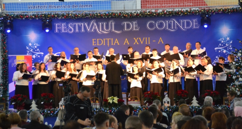 Peste 600 de spectatori la prima seară a Festivalului de Colinde „Deschide Ușa, Creștine” de la Fărcașa