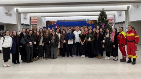 Colindători la Spitalul Județean Baia Mare