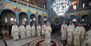 Hram anticipat la Parohia Ortodoxă „Nașterea Domnului” din Baia Mare