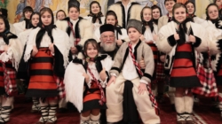 Noi cete de colindători au poposit la Catedrala Episcopală din Baia Mare