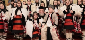 Noi cete de colindători au poposit la Catedrala Episcopală din Baia Mare