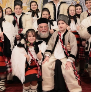 Noi cete de colindători au poposit la Catedrala Episcopală din Baia Mare