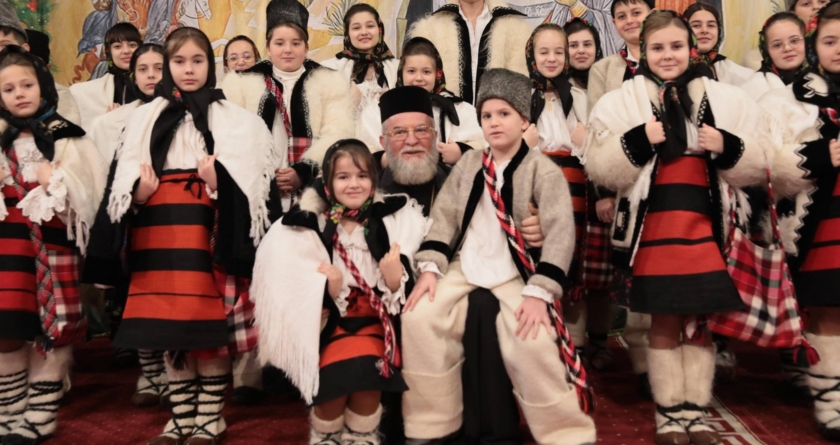 Noi cete de colindători au poposit la Catedrala Episcopală din Baia Mare