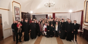 În Ajunul Crăciunului: Nașterea Domnului a fost vestită după tradiție la Reședința Episcopală din Baia Mare