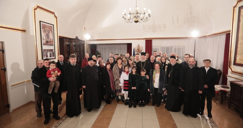 În Ajunul Crăciunului: Nașterea Domnului a fost vestită după tradiție la Reședința Episcopală din Baia Mare