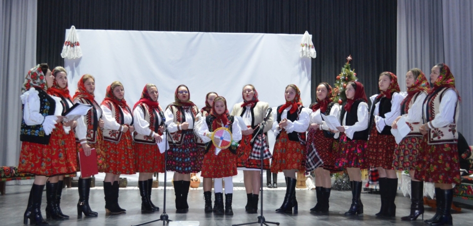 Colindători din Repedea, Ruscova și Valea Vișeului, prezenți la concertul din Biserica Alba, Ucraina