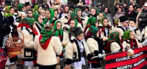 50 de ani de participare a Ansamblului „Mugurelul” la Festivalul Datinilor de la Sighetu Marmației