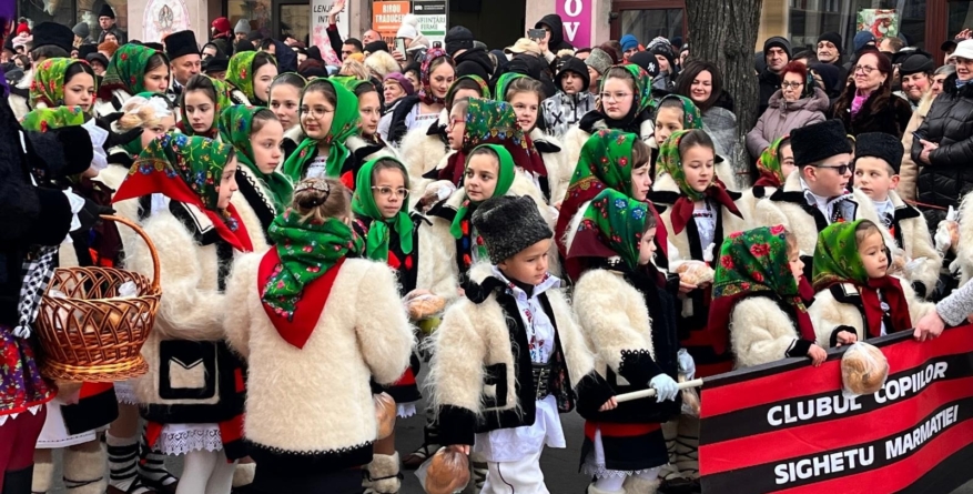 50 de ani de participare a Ansamblului „Mugurelul” la Festivalul Datinilor de la Sighetu Marmației