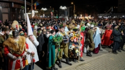„Noaptea Viflaiemurilor”, tradiție de peste 100 de ani, celebrată în Ajunul Crăciunului la Vișeu de Sus