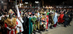 „Noaptea Viflaiemurilor”, tradiție de peste 100 de ani, celebrată în Ajunul Crăciunului la Vișeu de Sus