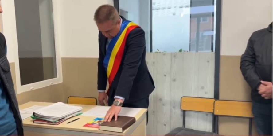 Administrație locală nouă la Poienile de sub Munte: primarul Țofei a depus jurământul