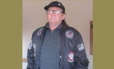 11 decembrie – s-a născut poetul maramureșean Dorel Macarie