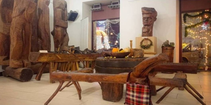 19 decembrie 2013 –  La Baia Mare fost inaugurat Atelierul Memorial Gheza Vida