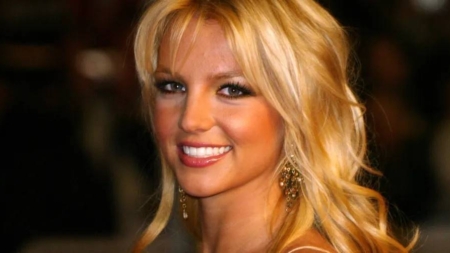 2 decembrie – s-a născut Britney Spears „Prințesa muzicii pop”