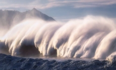 Tragedie în Tenerife : turiști români luați de valuri