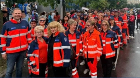 Asociația pentru Ambulanța Maramureș aduce servicii medicale gratuite în mijlocul atmosferei de Crăciun