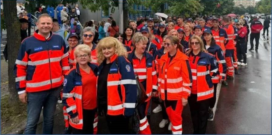 Asociația pentru Ambulanța Maramureș aduce servicii medicale gratuite în mijlocul atmosferei de Crăciun