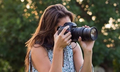 Centrul Cultural‑Educațional START din Târgu Lăpuș găzduiește expoziția tinerilor fotografi