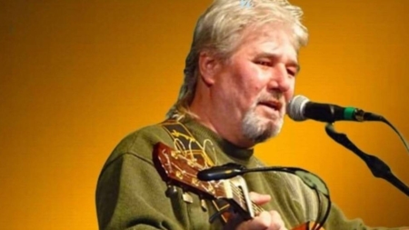 O seară cu suflet – Cristian Buică aduce colindele și folk-ul la Baia Mare