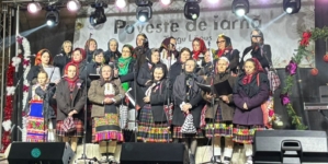 Magia sărbătorilor a cuprins Târgu Lăpuș: Târgul de Crăciun a fost plin de lumină, colinde și bucurie