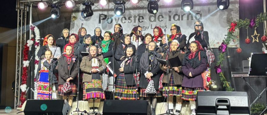 Magia sărbătorilor a cuprins Târgu Lăpuș: Târgul de Crăciun a fost plin de lumină, colinde și bucurie