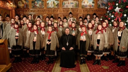 „Pe drum bătut de piatră”, în interpretarea Corului de copii și tineri „Datina” din Dumbrăvița