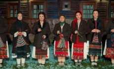 Lăpușencele au lansat colinda „Sărbătorile ne-adună”