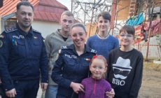Polițiștii maramureșeni aduc bucurie de Crăciun prin donații și gesturi de solidaritate