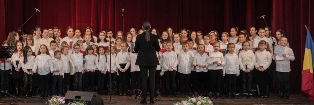 Concert de colinde caritabil la Casa de Cultură a Sindicatelor din Baia Mare