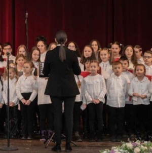 Concert de colinde caritabil la Casa de Cultură a Sindicatelor din Baia Mare