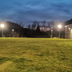 Lucrările avansează la baza sportivă din Băița