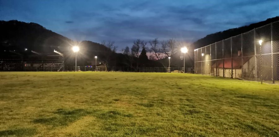Lucrările avansează la baza sportivă din Băița