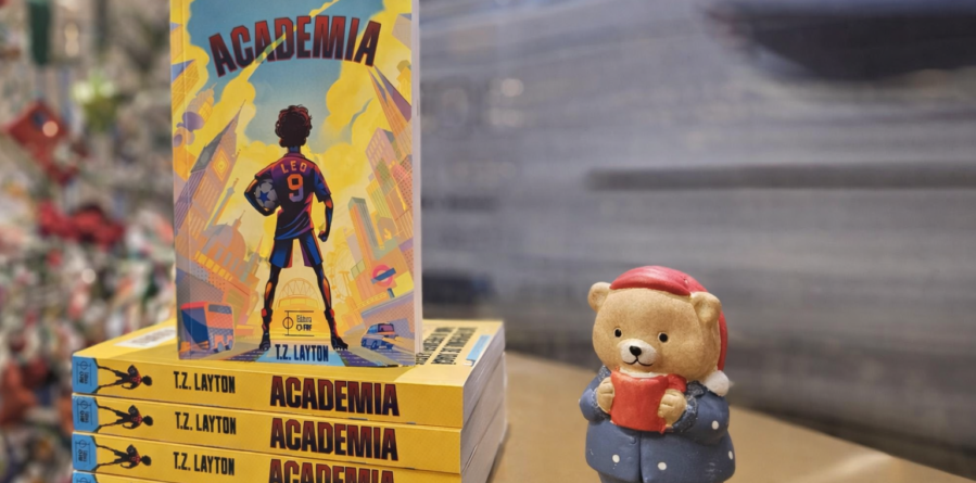 Federația Română de Fotbal și Cărturești lansează al doilea titlu al Editurii FRF: “Academia”