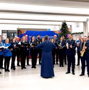 Colindători în uniformă